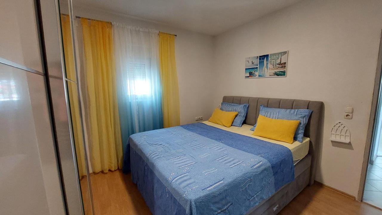 Luna Apartments Baška Voda Eksteriør billede