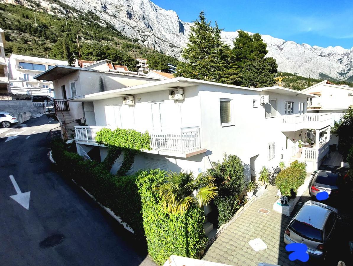 Luna Apartments Baška Voda Eksteriør billede